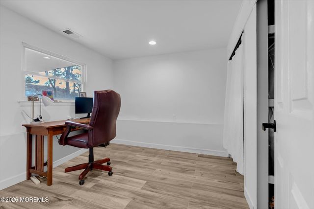 38 Alan Terrace, Howell, NJ 07731