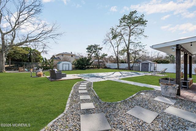 38 Alan Terrace, Howell, NJ 07731