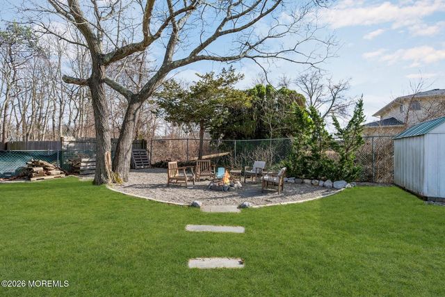 38 Alan Terrace, Howell, NJ 07731