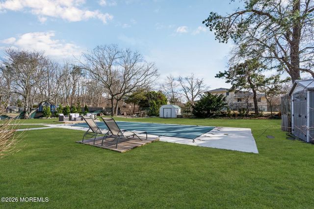 38 Alan Terrace, Howell, NJ 07731