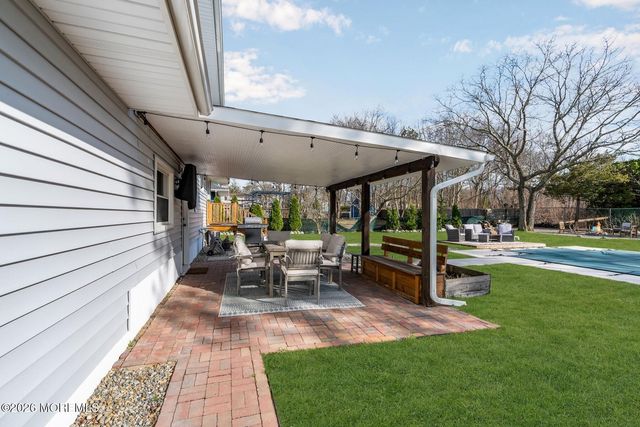 38 Alan Terrace, Howell, NJ 07731