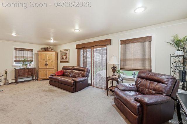 23426 Lynnhurst Street, Macomb Township, MI 48042