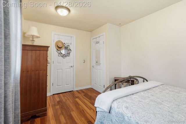 23426 Lynnhurst Street, Macomb Township, MI 48042