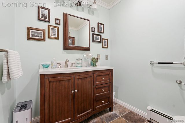 23426 Lynnhurst Street, Macomb Township, MI 48042