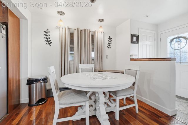 23426 Lynnhurst Street, Macomb Township, MI 48042