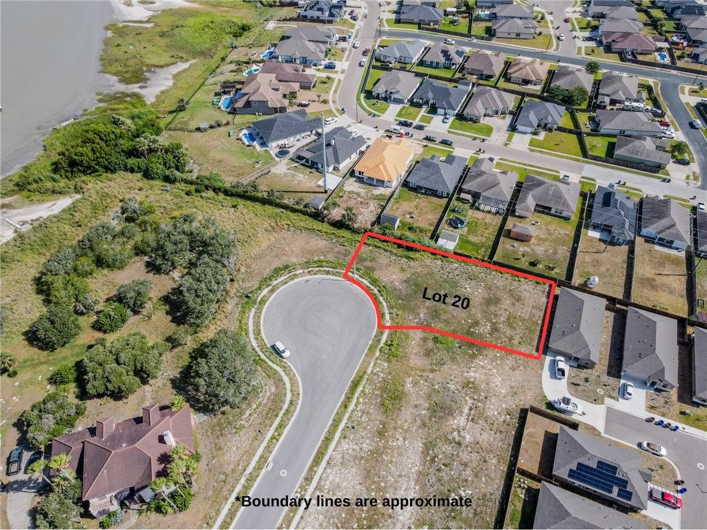2302 Lords of the Bay Ct, Corpus Christi, TX 78418 — exterior