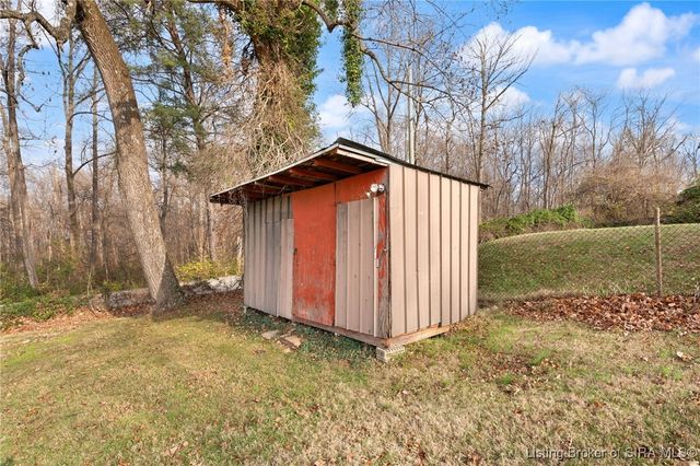 4218 Helen Dr, Jeffersonville, IN 47130