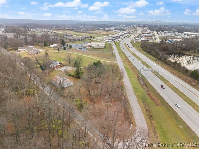 4218 Helen Dr, Jeffersonville, IN 47130