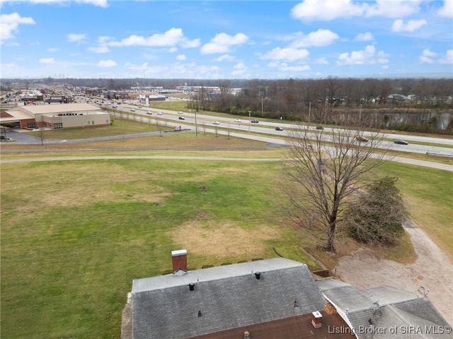 4218 Helen Dr, Jeffersonville, IN 47130