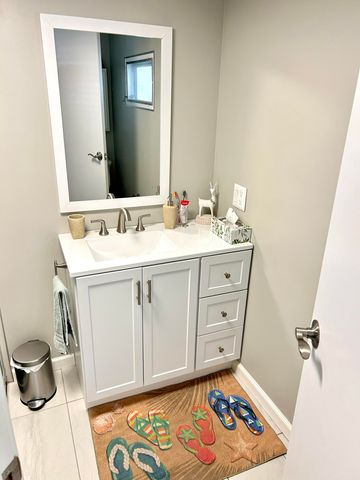 312 Hibiscus Drive, Deerfield Beach, FL 33442