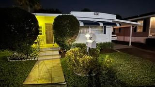 312 Hibiscus Drive, Deerfield Beach, FL 33442