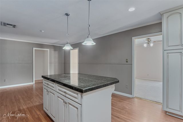 4100 Parkway Drive, Bossier City, LA 71112