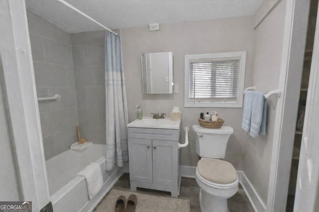 971 Sims Avenue NW, Atlanta, GA 30318