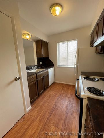 7333 S Yale Avenue 209, Tulsa, OK 74136