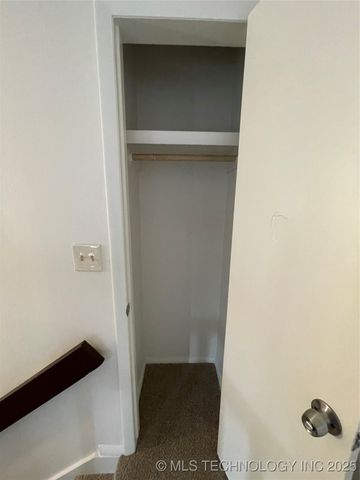 7333 S Yale Avenue 209, Tulsa, OK 74136