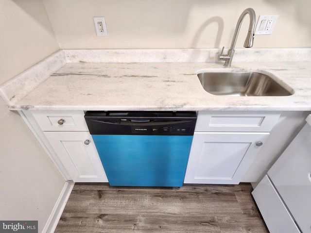 8688 VILLAGE SQUARE, Alexandria, VA 22309