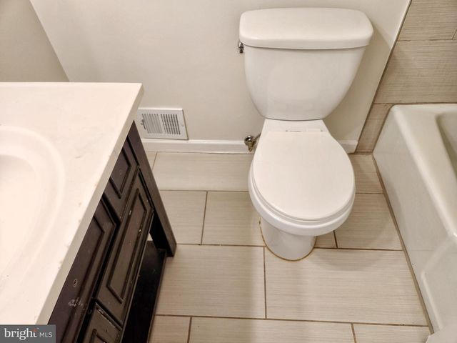 8688 VILLAGE SQUARE, Alexandria, VA 22309