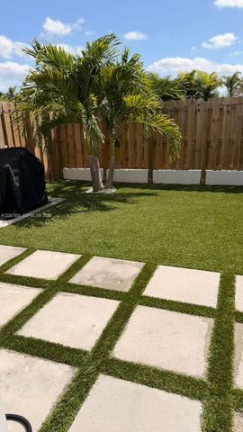 29214 SW 163rd Court, Homestead, FL 33033