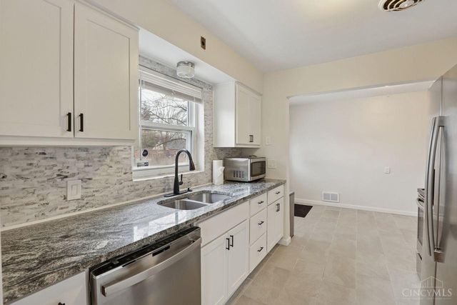 7873 Bobolink Drive, Cincinnati, OH 45224