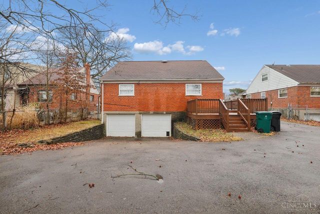 7873 Bobolink Drive, Cincinnati, OH 45224