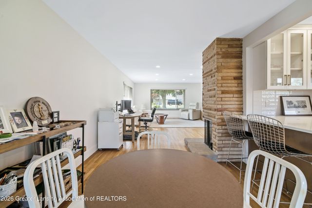 1533 Cambridge Road, Lansing, MI 48911