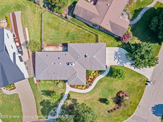 1533 Cambridge Road, Lansing, MI 48911