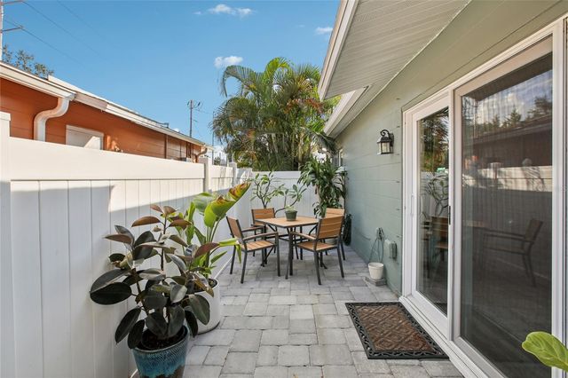 2103 W PERIO STREET, Tampa, FL 33612