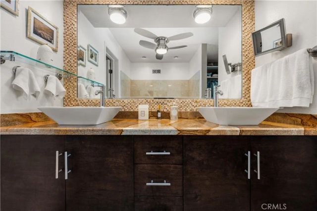 994 Bayside Cove, Newport Beach, CA 92660