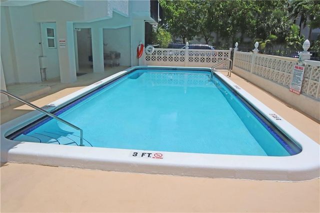 3000 Riomar Street 406, Fort Lauderdale, FL 33304