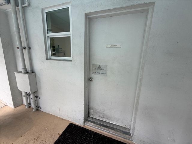 3000 Riomar Street 406, Fort Lauderdale, FL 33304