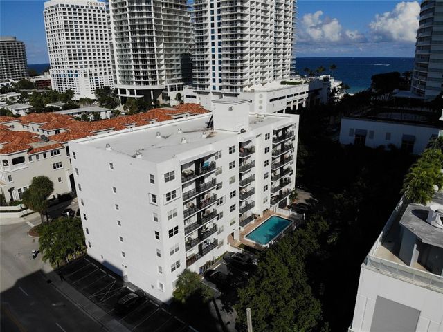 3000 Riomar Street 406, Fort Lauderdale, FL 33304