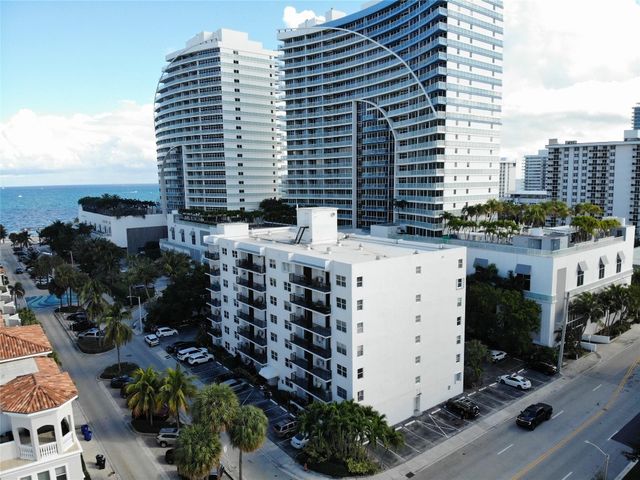 3000 Riomar Street 406, Fort Lauderdale, FL 33304