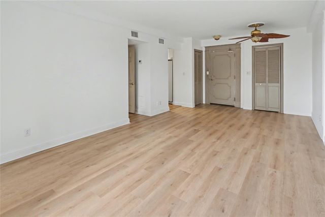 3000 Riomar Street 406, Fort Lauderdale, FL 33304