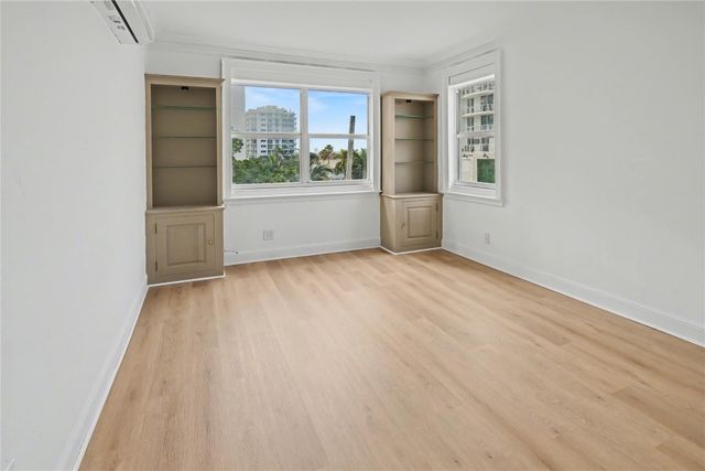 3000 Riomar Street 406, Fort Lauderdale, FL 33304