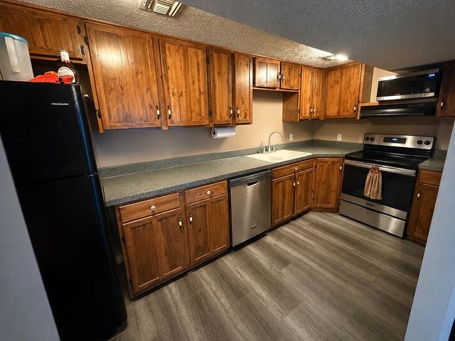 367 W Jewell Ave, Salina, KS 67401