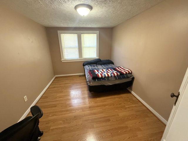 367 W Jewell Ave, Salina, KS 67401