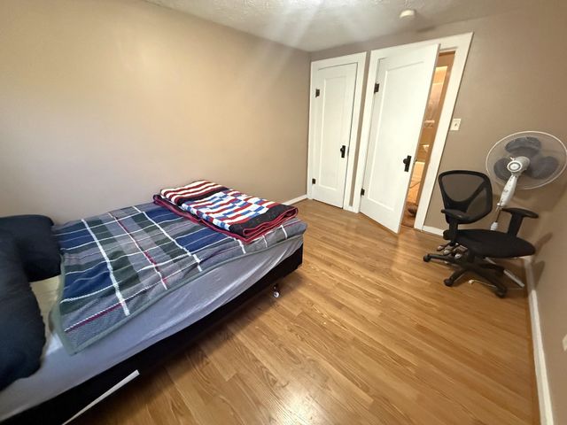 367 W Jewell Ave, Salina, KS 67401