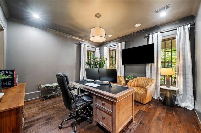 7015 Round Road, Cumming, GA 30040