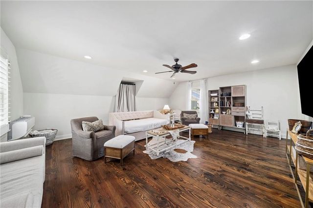 7015 Round Road, Cumming, GA 30040