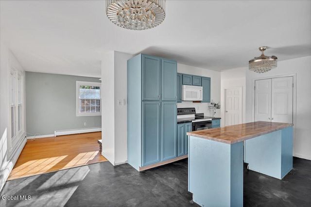 123 Fonda Road, Waterford, NY 12188