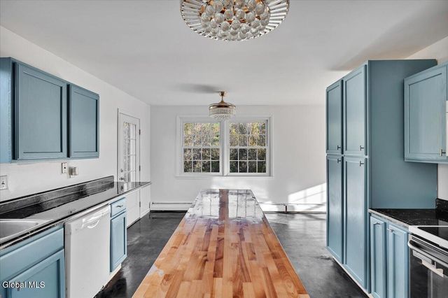 123 Fonda Road, Waterford, NY 12188