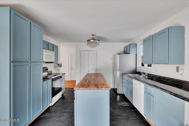 123 Fonda Road, Waterford, NY 12188