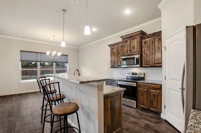 3051 Meandering Way, Granbury, TX 76049