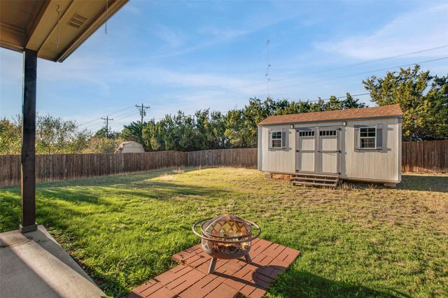 3051 Meandering Way, Granbury, TX 76049