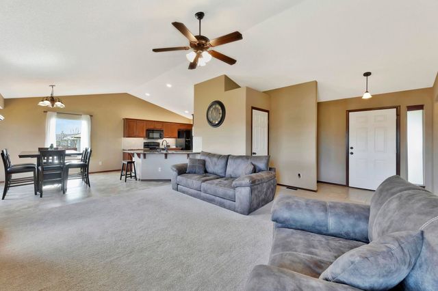 5112 N Saker Cir, Wichita, KS 67219