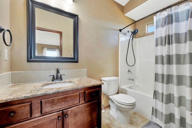 5112 N Saker Cir, Wichita, KS 67219