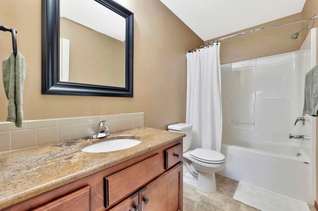 5112 N Saker Cir, Wichita, KS 67219