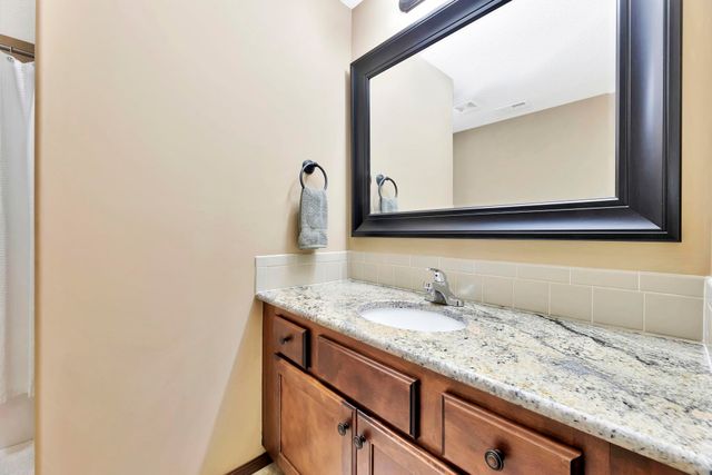 5112 N Saker Cir, Wichita, KS 67219