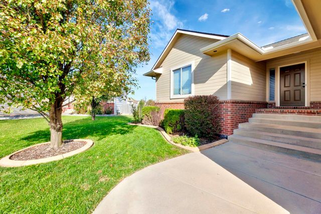5112 N Saker Cir, Wichita, KS 67219