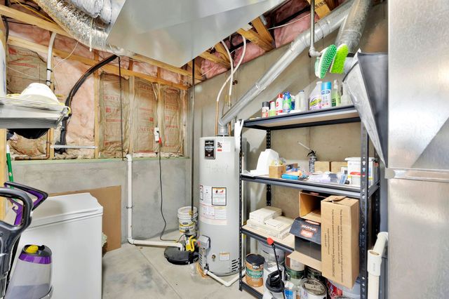 5112 N Saker Cir, Wichita, KS 67219